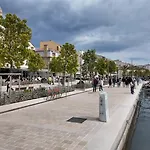 Le Gabian, Duplex Proche Et Centre *