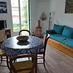 Le Gabian, Duplex Proche Et Centre Daire *