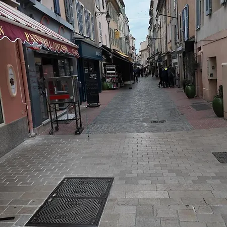 Le Gabian, Duplex Proche Et Centre 公寓 *