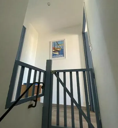 Le Gabian, Duplex Proche Et Centre *