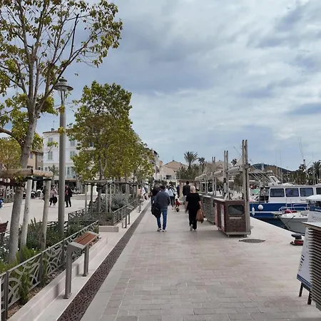 Apartment Le Gabian, Duplex Proche Et Centre *