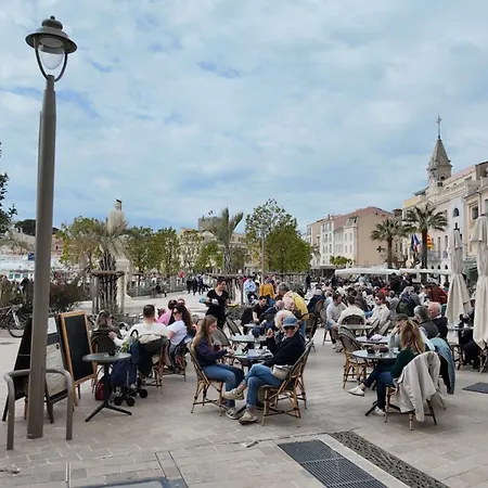 Apartment Le Gabian, Duplex Proche Et Centre Sanary-sur-Mer