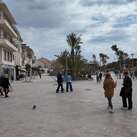 Apartment Le Gabian, Duplex Proche Et Centre