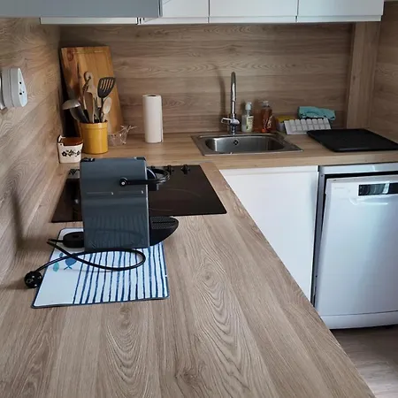 Apartment Le Gabian, Duplex Proche Et Centre